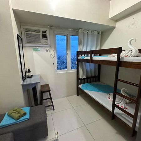 Green Residences Staycation By Pbyy Manille Extérieur photo