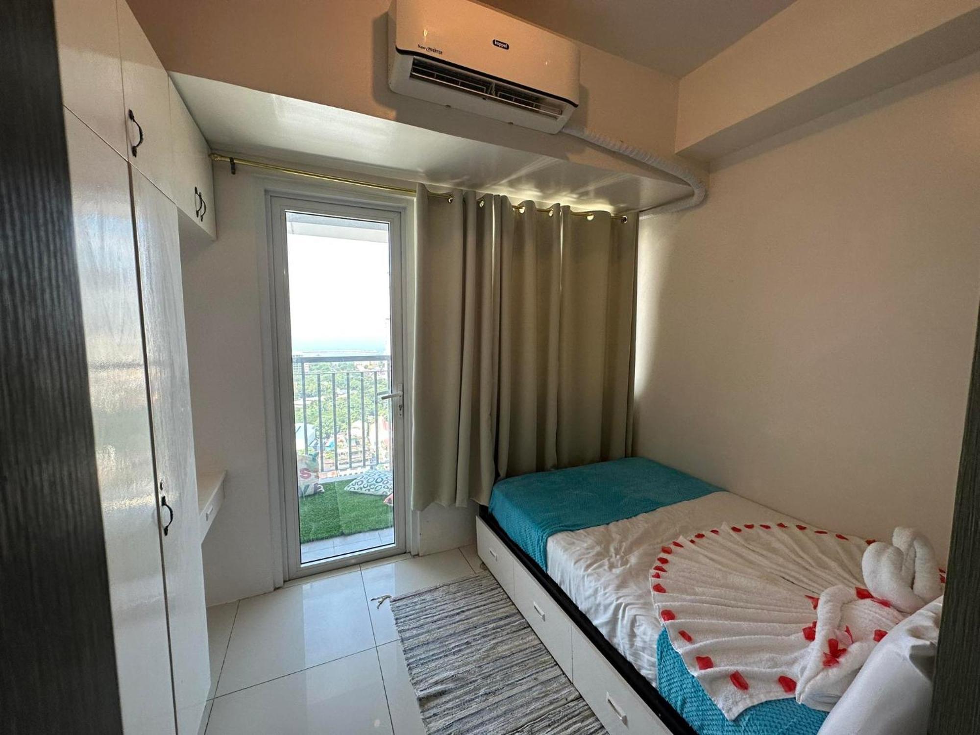 Green Residences Staycation By Pbyy Manille Extérieur photo