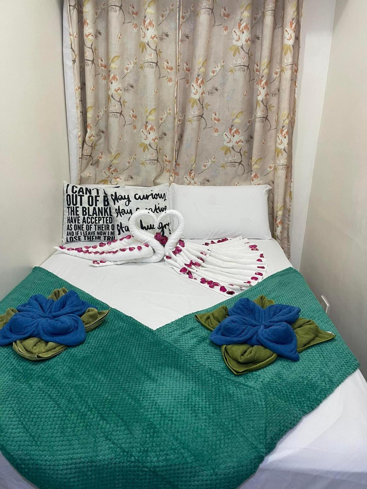 Green Residences Staycation By Pbyy Manille Extérieur photo
